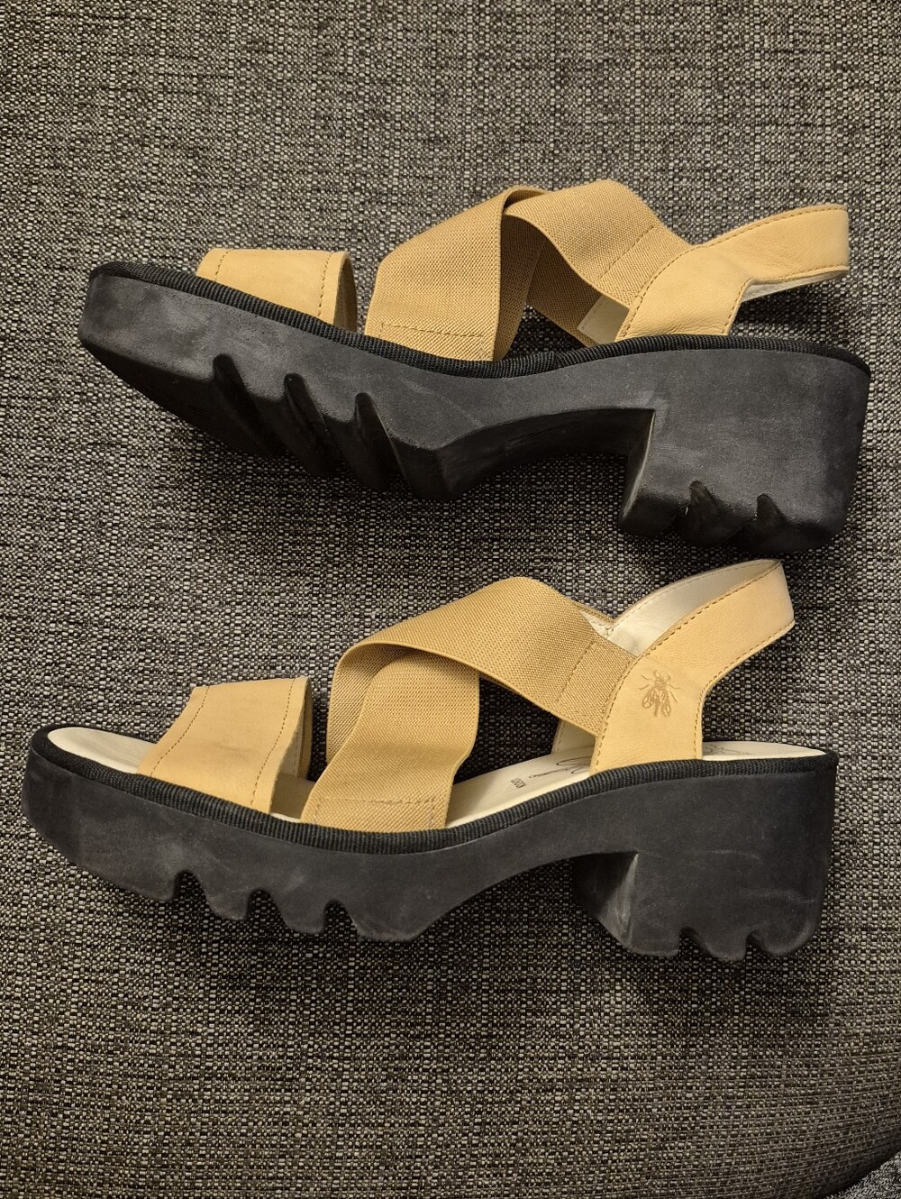 Fly London Taji Yellow Strap Platform Sandals Size 8-8.5 (39) - Picture 8 of 12